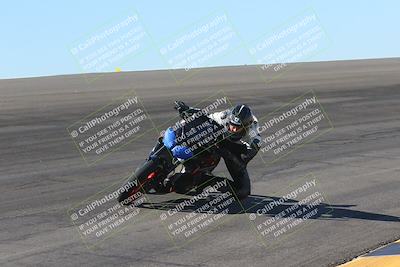 media/Nov-06-2023-Moto Forza (Mon) [[ce023d0744]]/3-Intermediate Group/Session 2 (Bowl)/